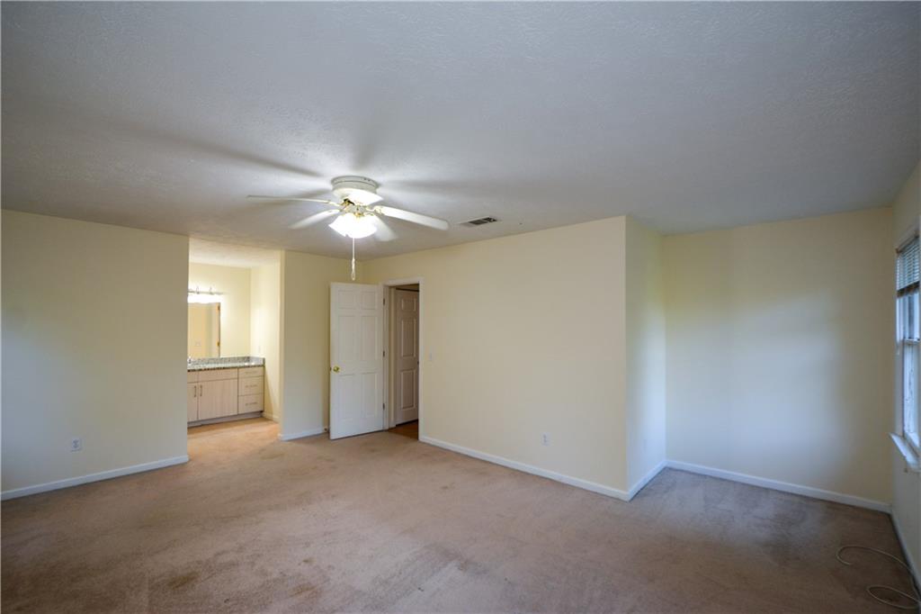 591 Wentworth Drive NW