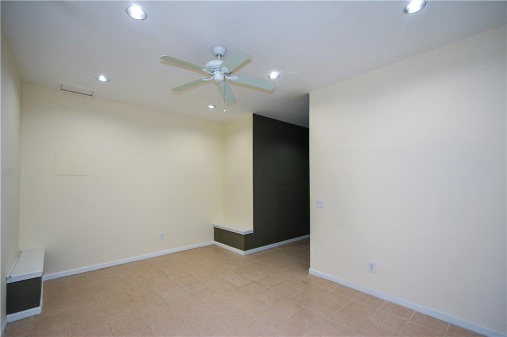 591 Wentworth Drive NW