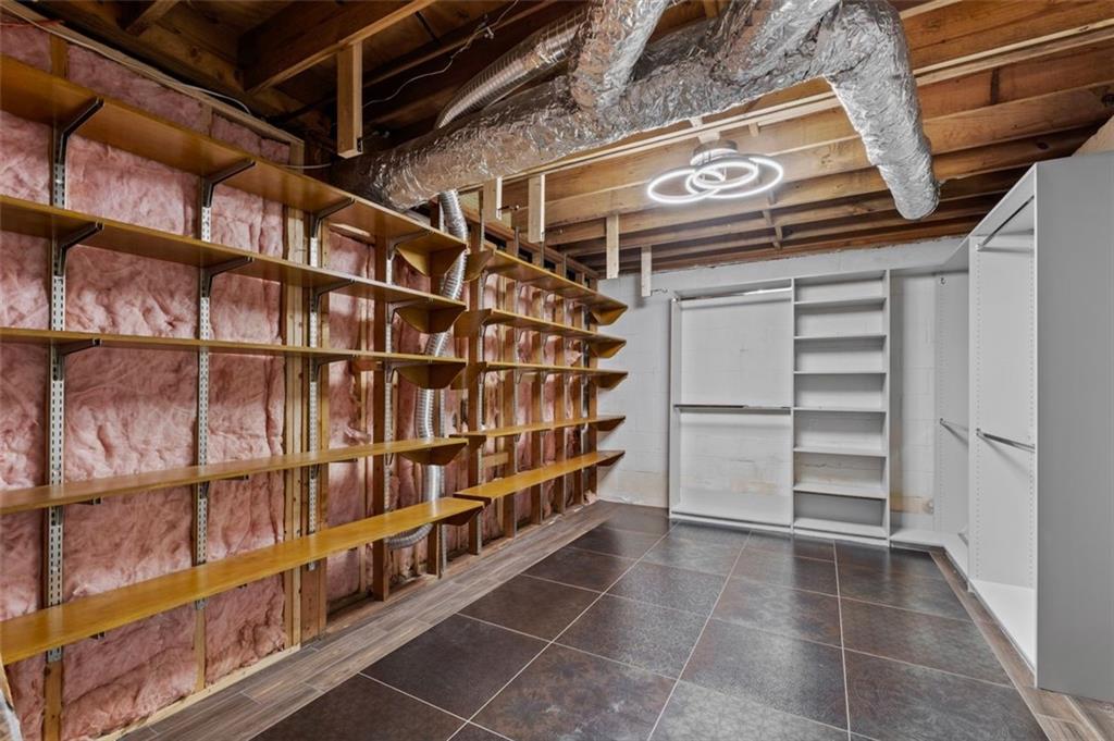 3710 STONEWALL Circle SE