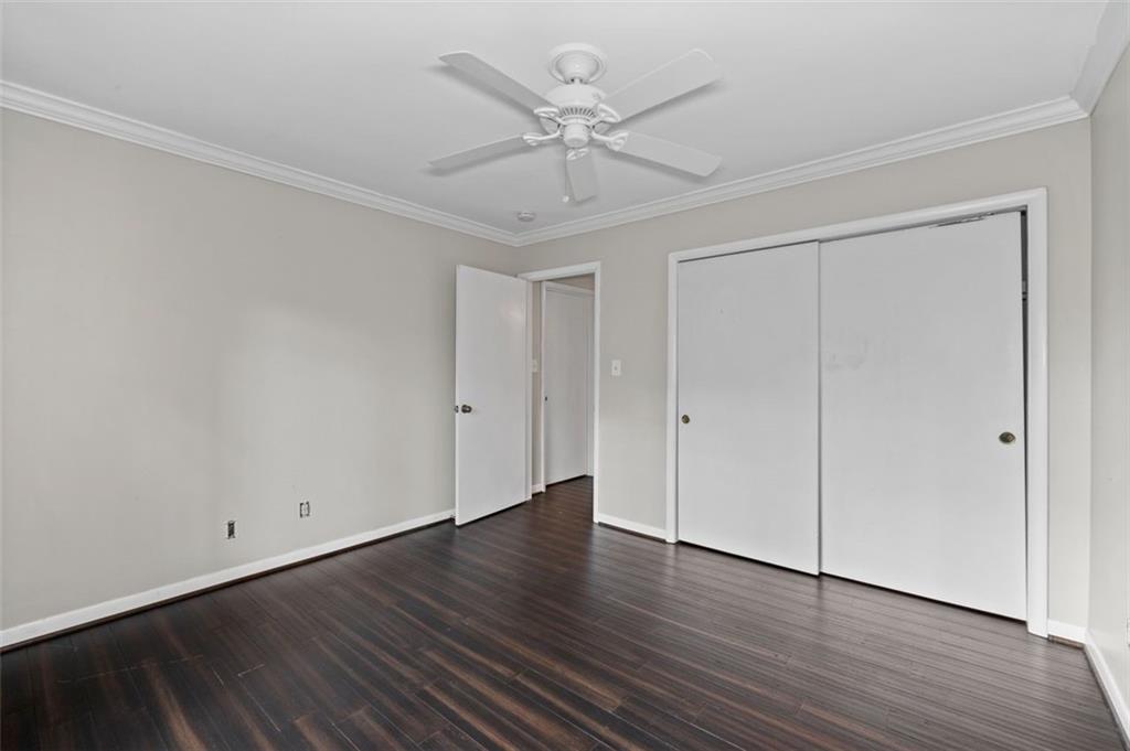 3710 STONEWALL Circle SE