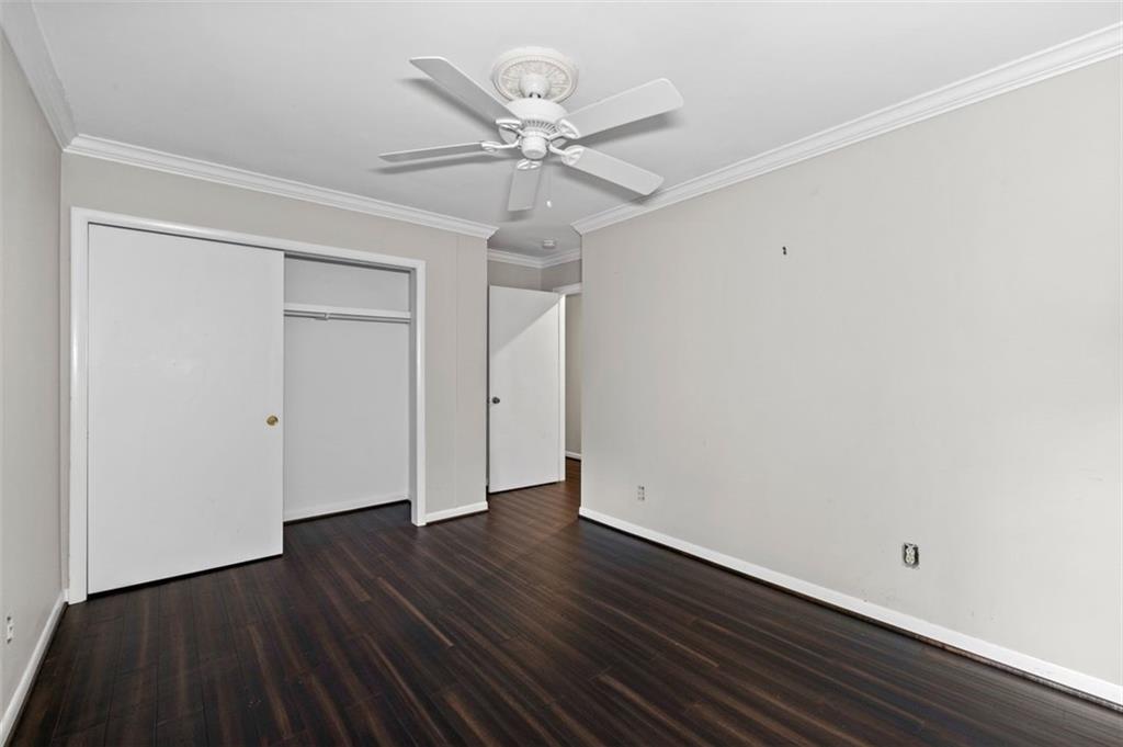 3710 STONEWALL Circle SE