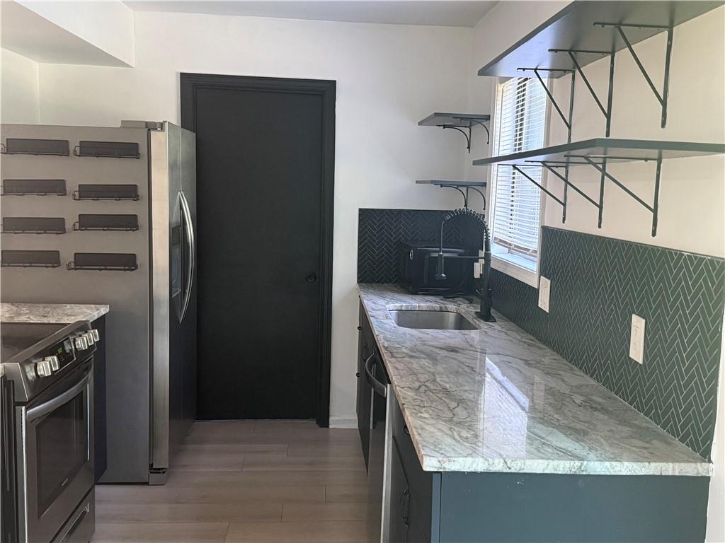 1487 SPRINGWOOD Drive SE Unit B