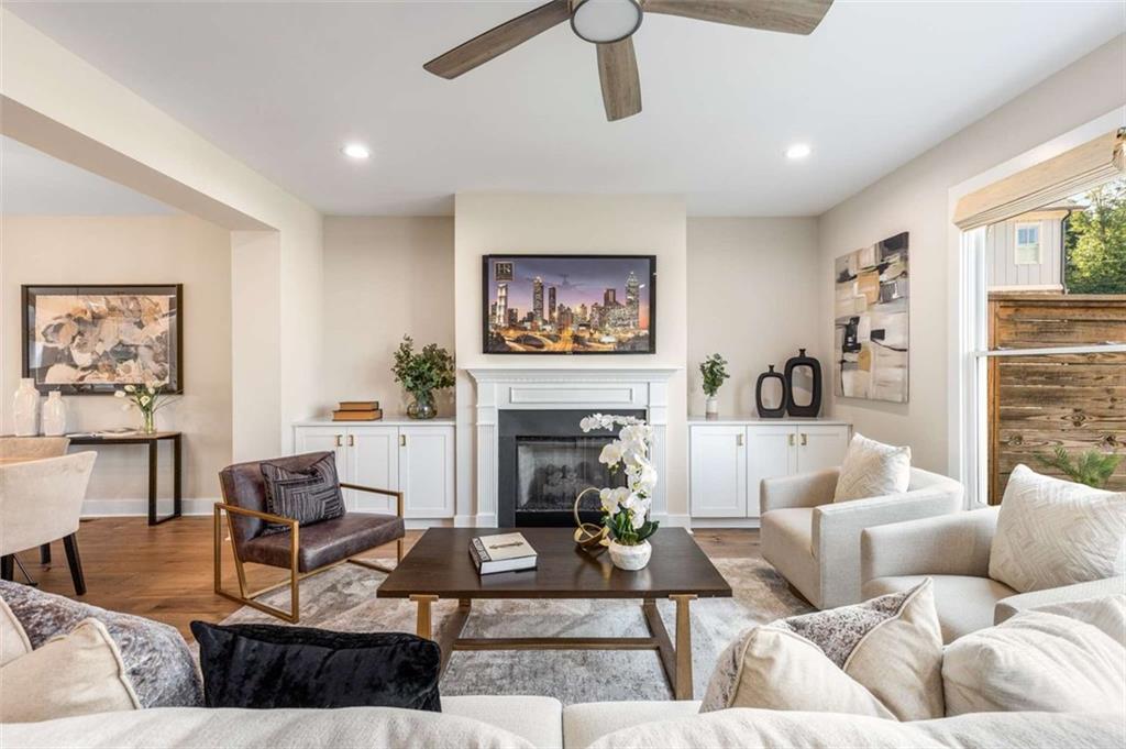 370 THRASHER Street Unit 2