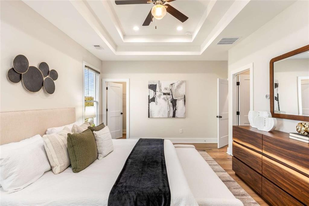 370 THRASHER Street Unit 2