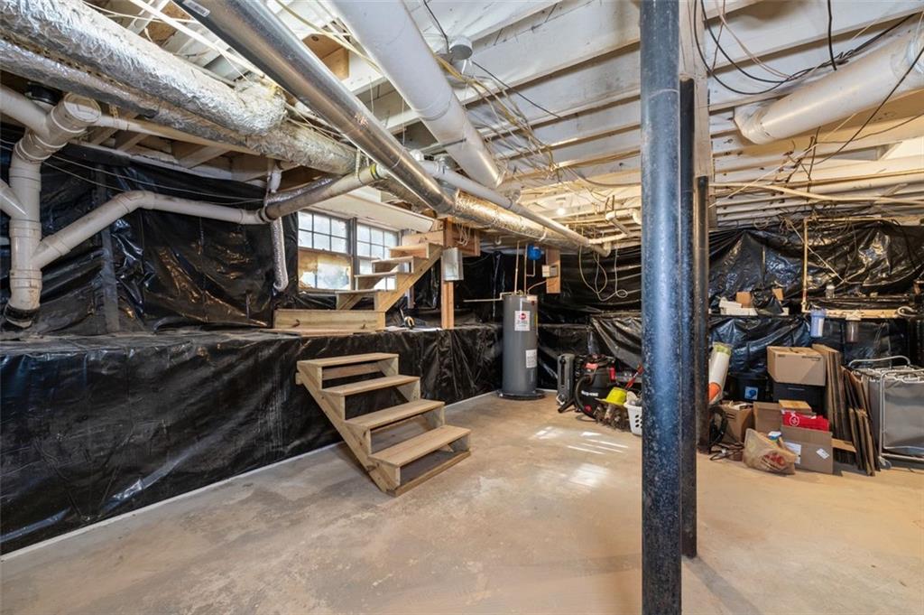 1270 PEEKS FORD Road SE