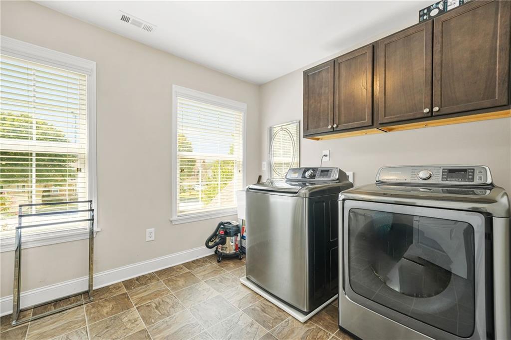 2015 AUGUSTINE Trace