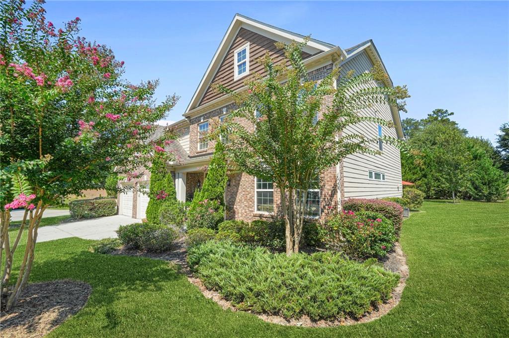 2015 AUGUSTINE Trace