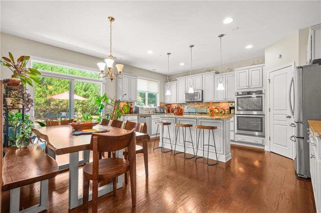 2015 AUGUSTINE Trace