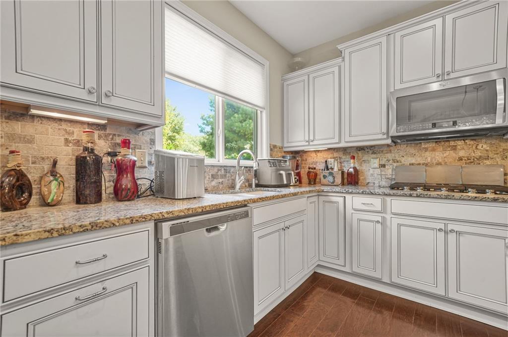 2015 AUGUSTINE Trace