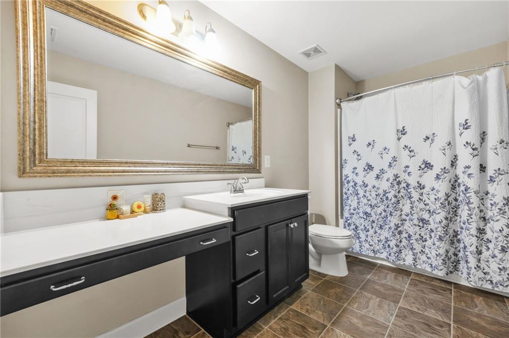 2015 AUGUSTINE Trace