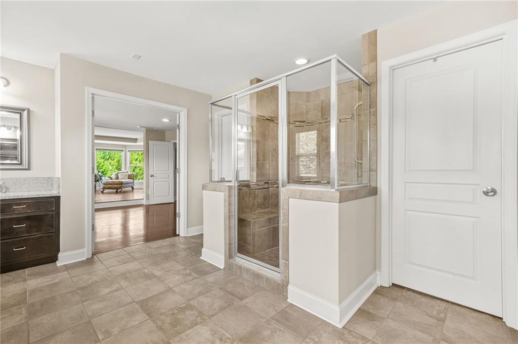 2015 AUGUSTINE Trace