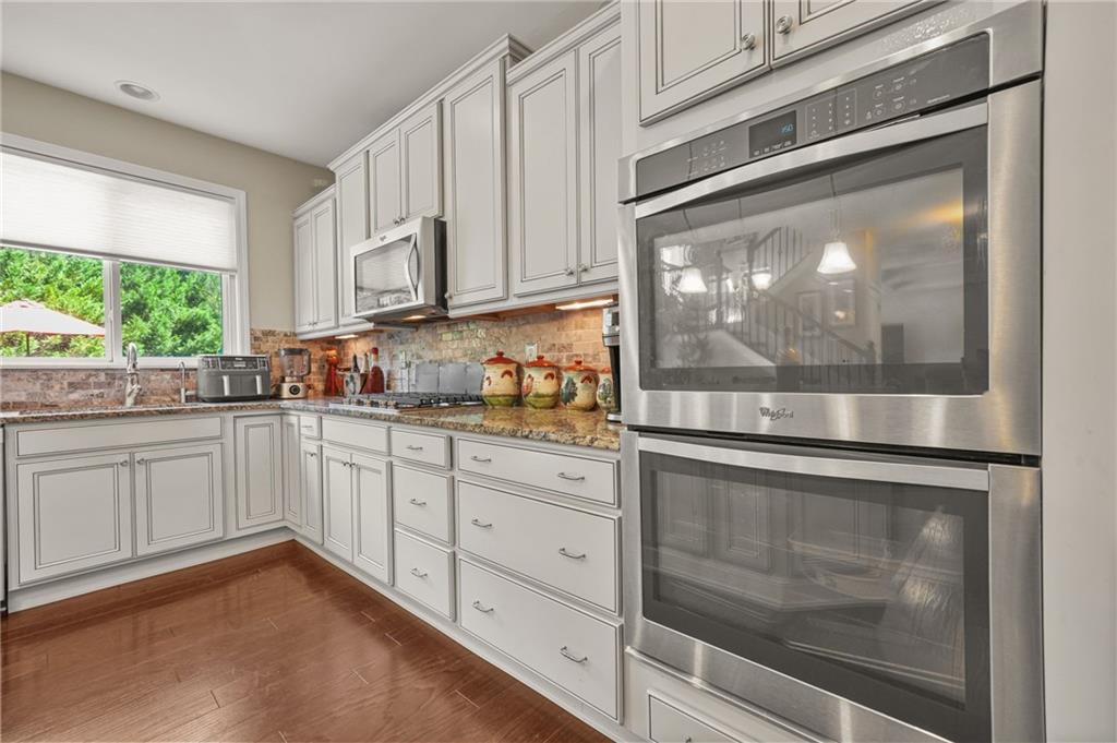 2015 AUGUSTINE Trace