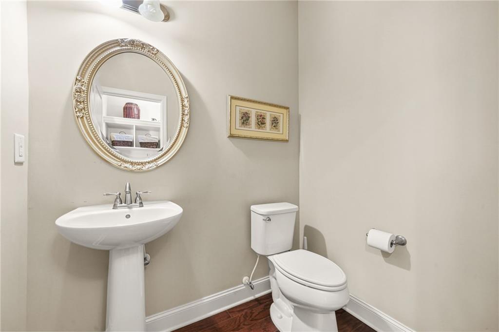 2015 AUGUSTINE Trace