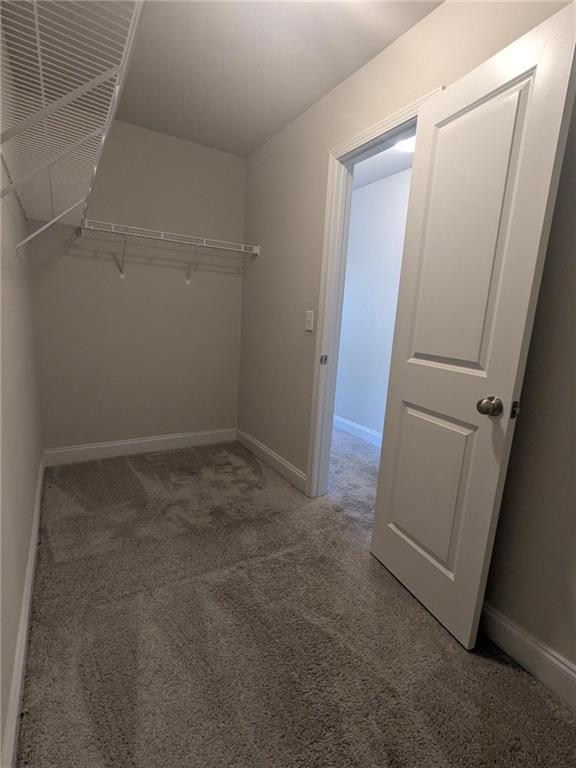 2421 Castle Keep Way SE