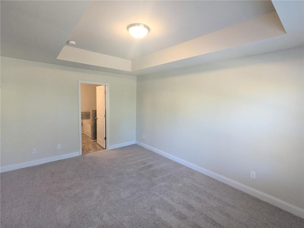 2421 Castle Keep Way SE