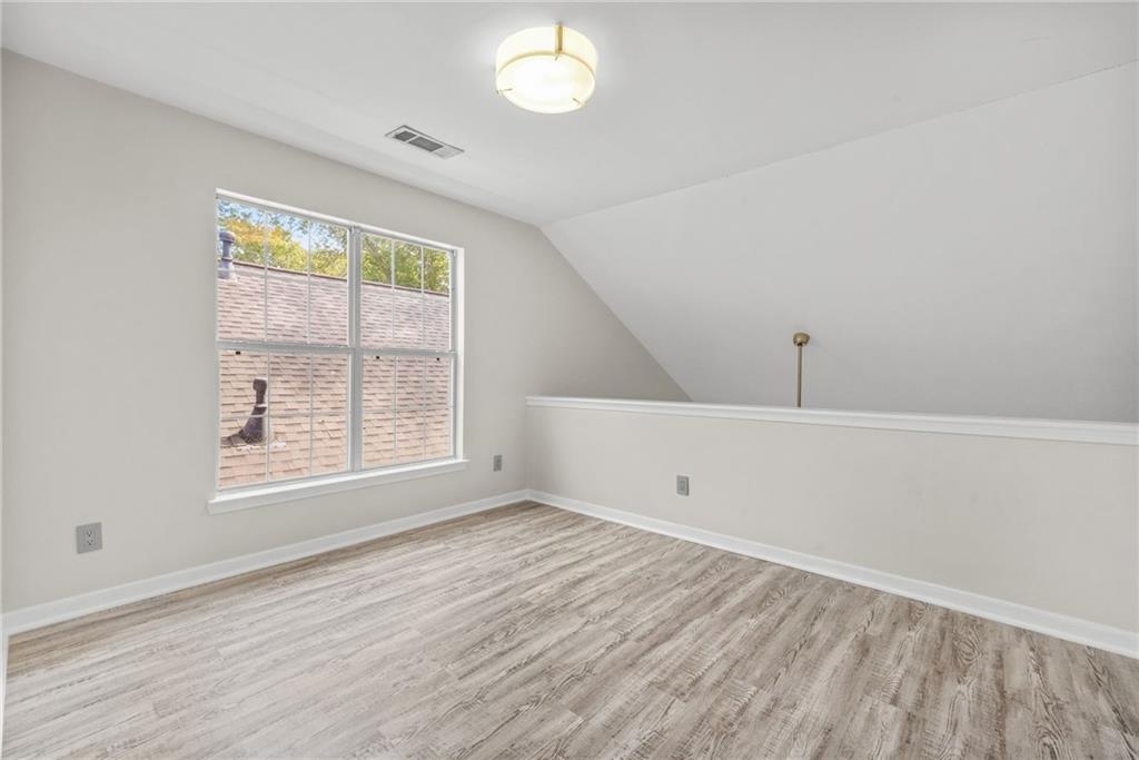 1288 GATES Circle SE