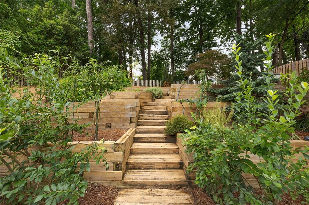 1190 Cumberland Road NE