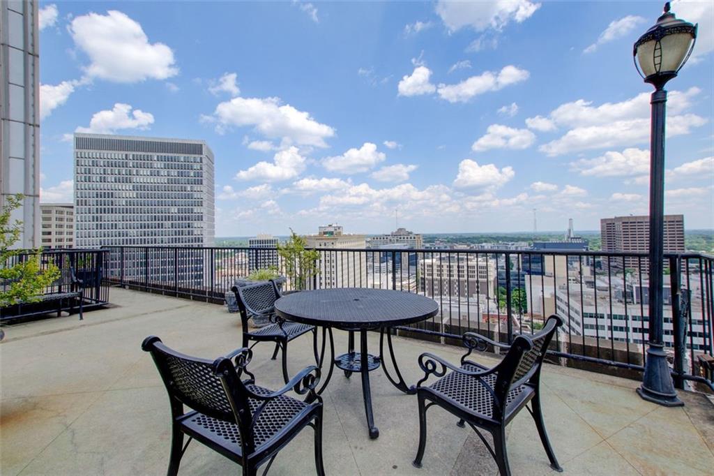 32 Peachtree Street NW Unit 1102