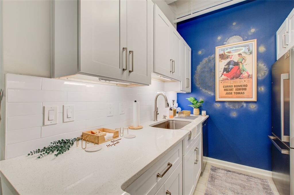 32 Peachtree Street NW Unit 1102