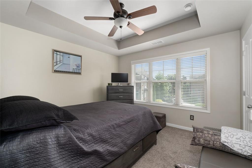 1222 LAVISTA Circle NE