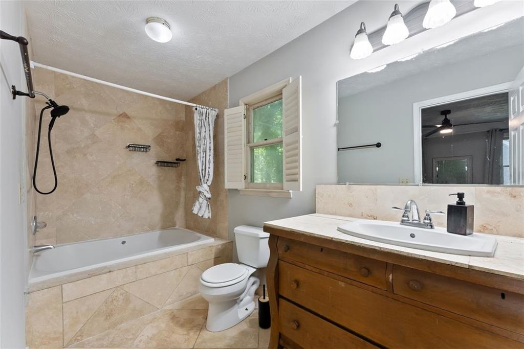 5515 DEER RUN Drive SW