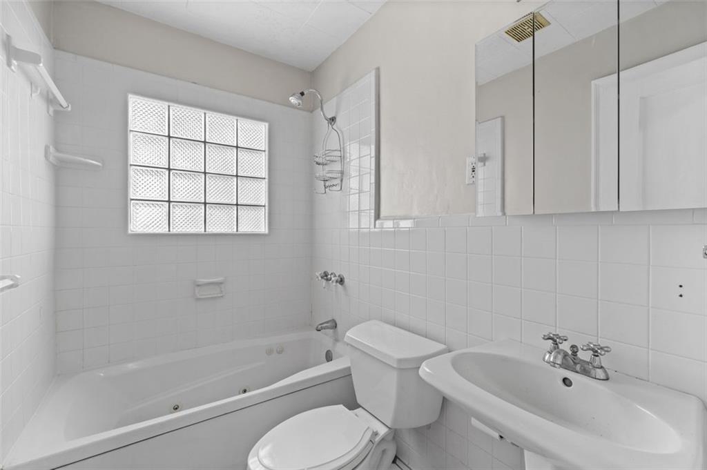 800 BERKELEY Avenue NW