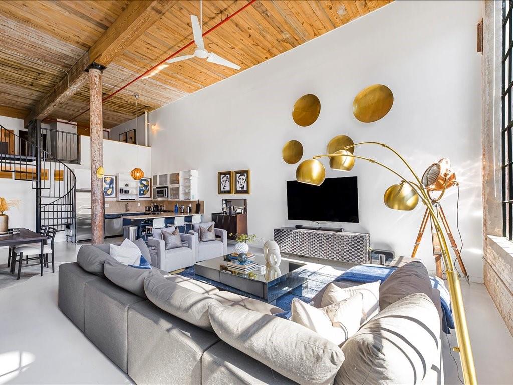 170 Boulevard SE Unit E312