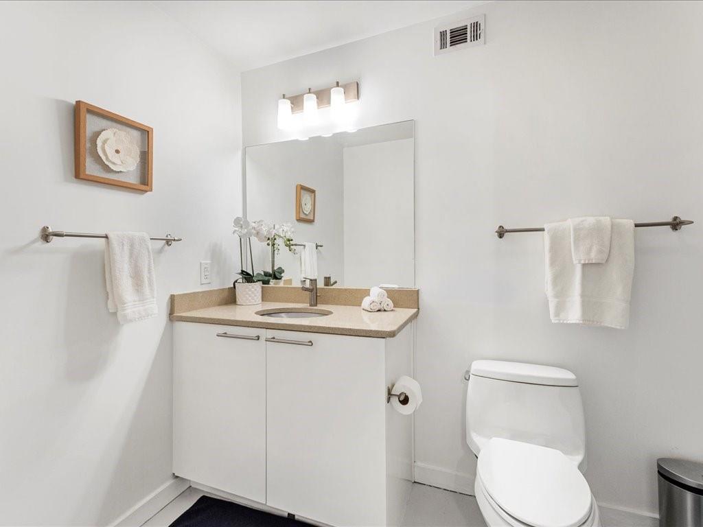 170 Boulevard SE Unit E312