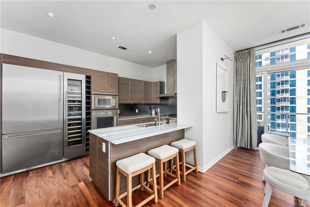 45 IVAN ALLEN JR Boulevard NW Unit 1908