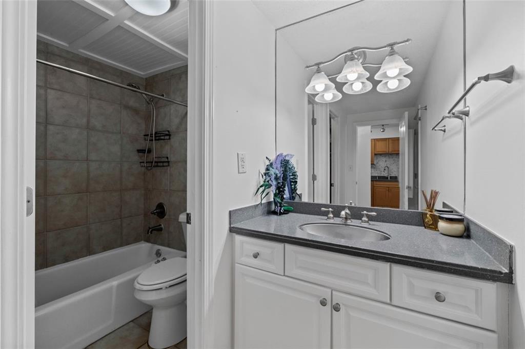 2479 PEACHTREE Road NE Unit 912