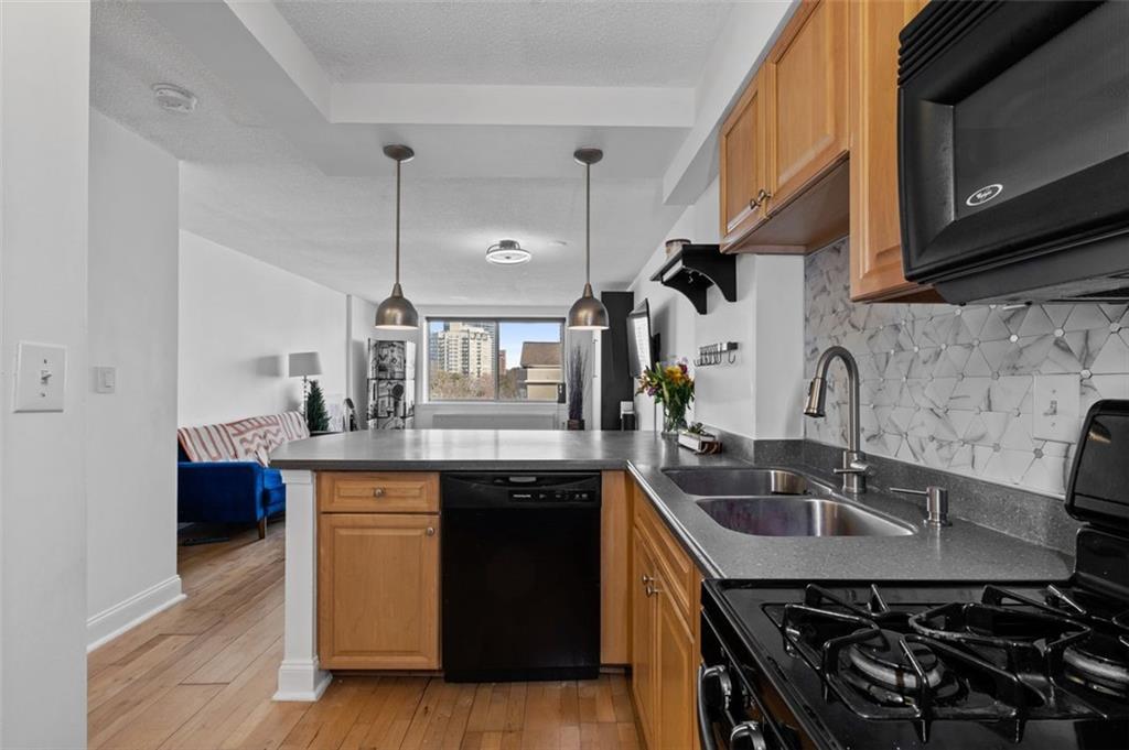 2479 PEACHTREE Road NE Unit 912