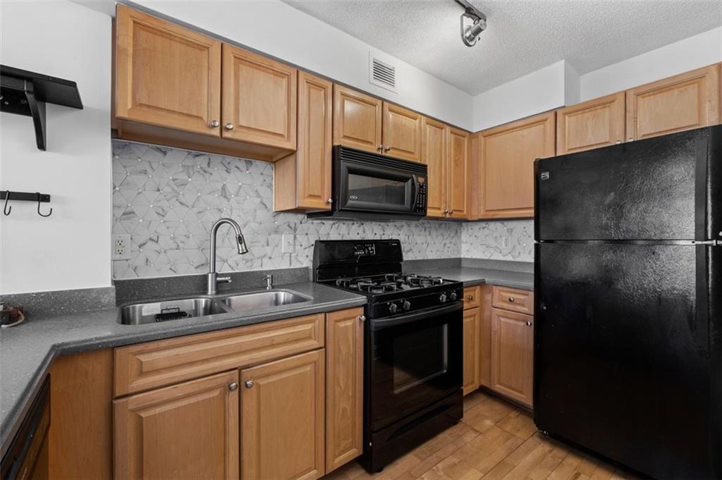 2479 PEACHTREE Road NE Unit 912