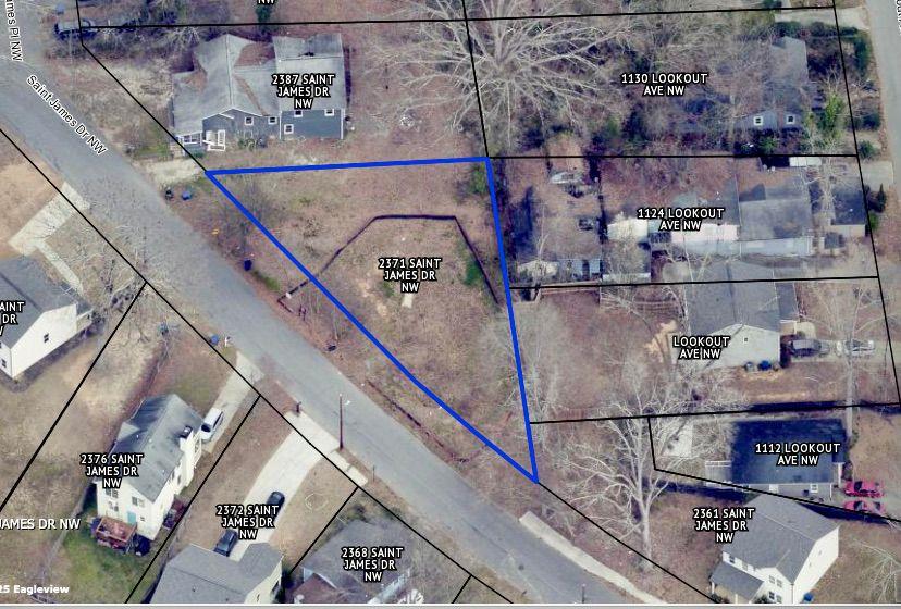 2371 SAINT JAMES Drive NW