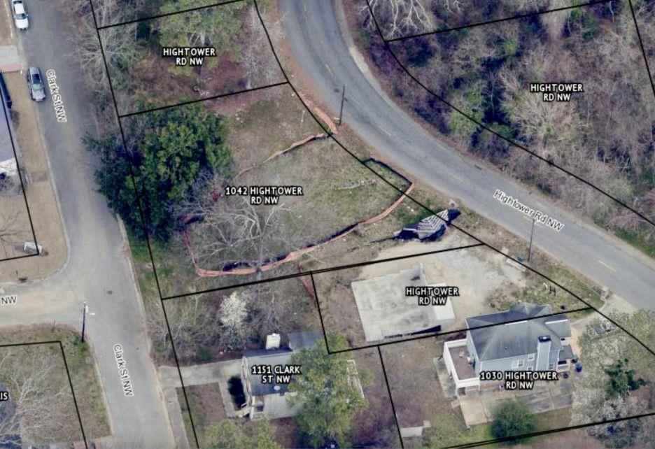 1042 HIGHTOWER Road NW