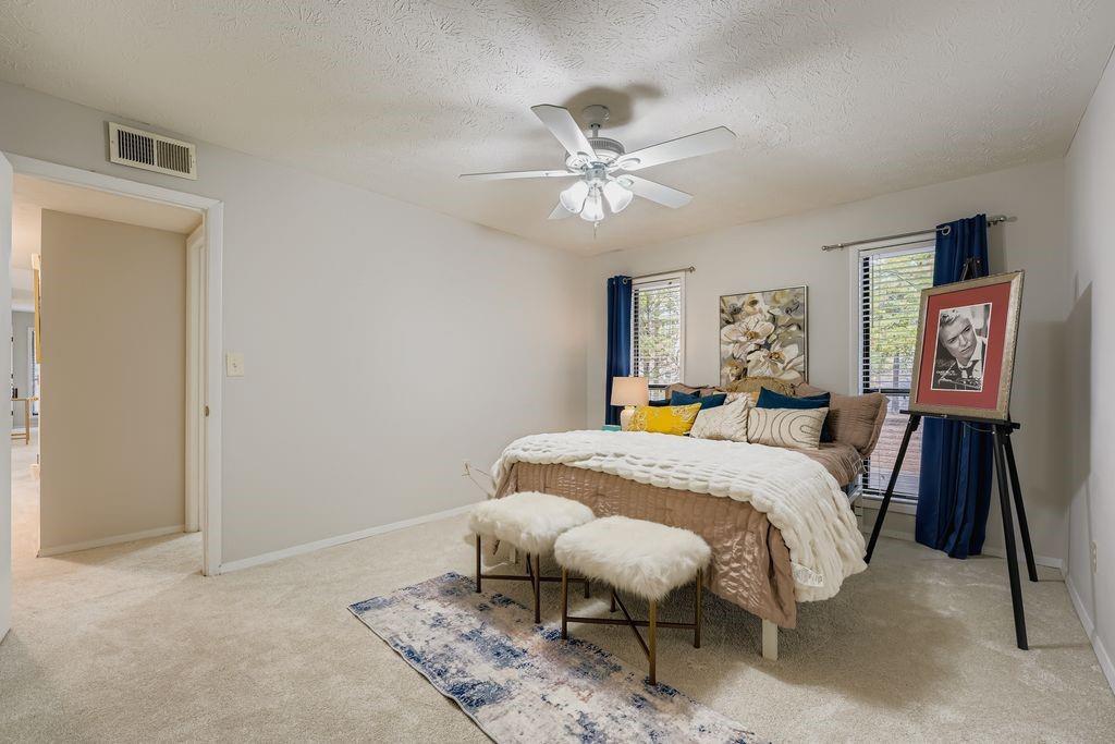 1507 WYNNES RIDGE Circle SE