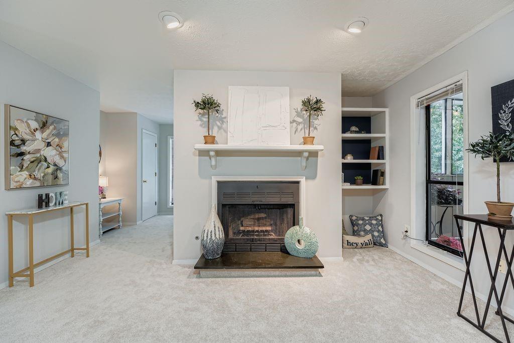 1507 WYNNES RIDGE Circle SE