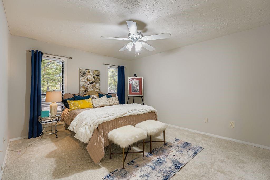 1507 WYNNES RIDGE Circle SE