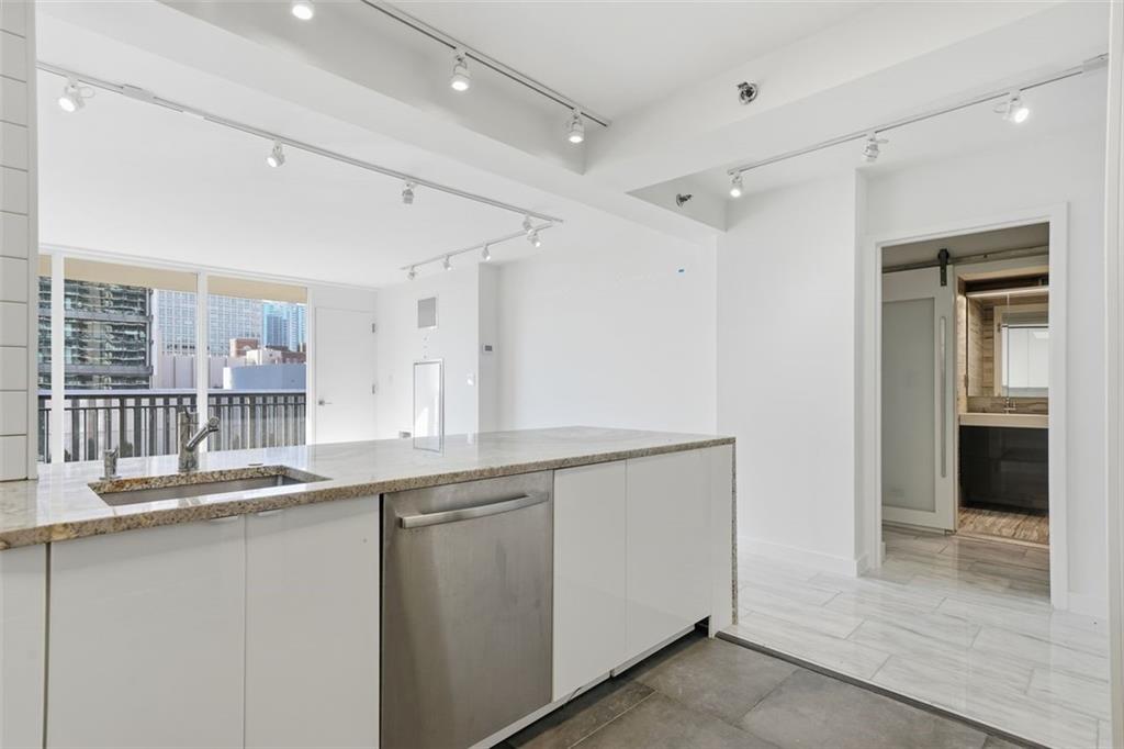 620 PEACHTREE Street NE Unit 707