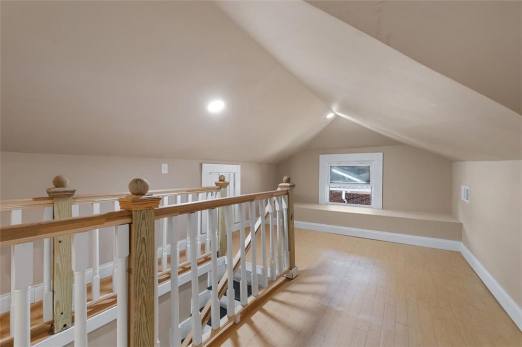 1527 OLYMPIAN Way SW