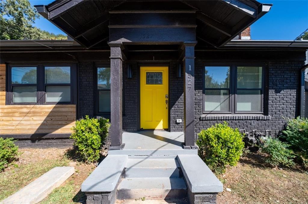 1527 OLYMPIAN Way SW