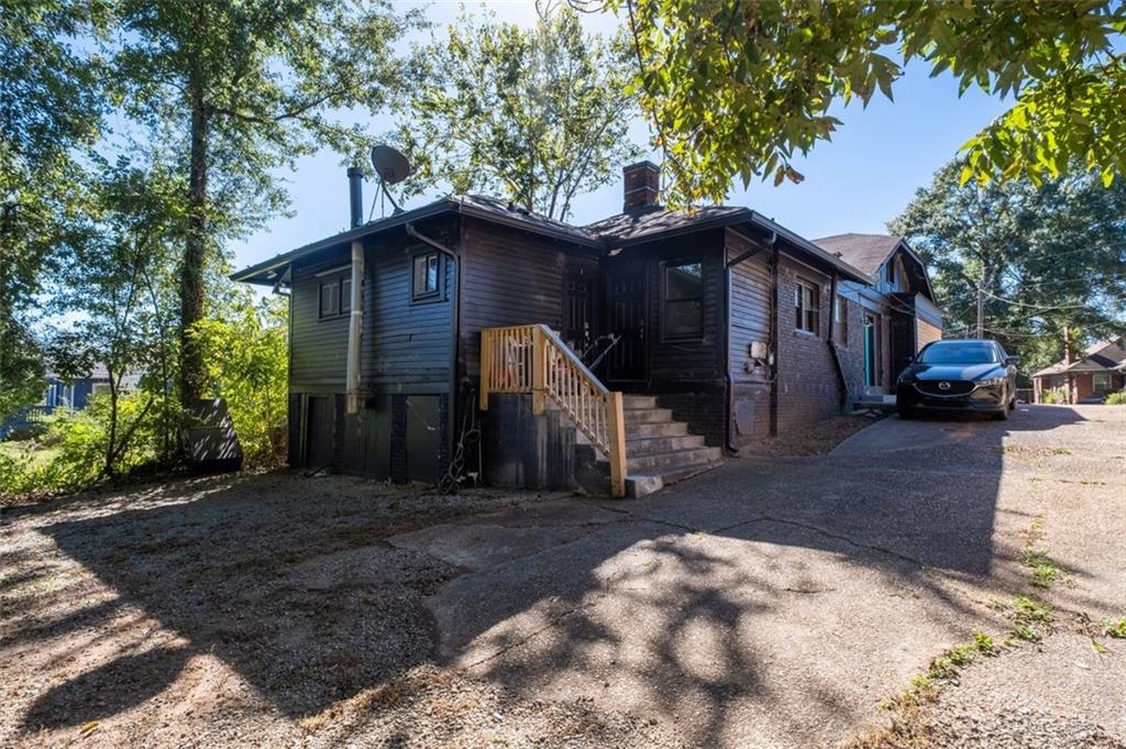 1527 OLYMPIAN Way SW