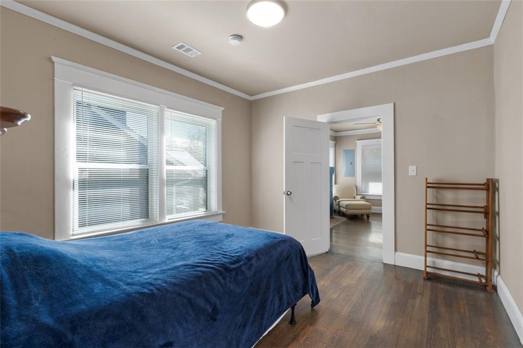 1527 OLYMPIAN Way SW