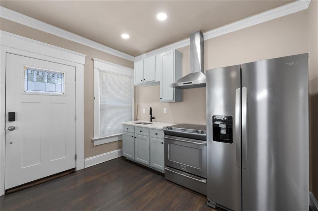 1527 OLYMPIAN Way SW