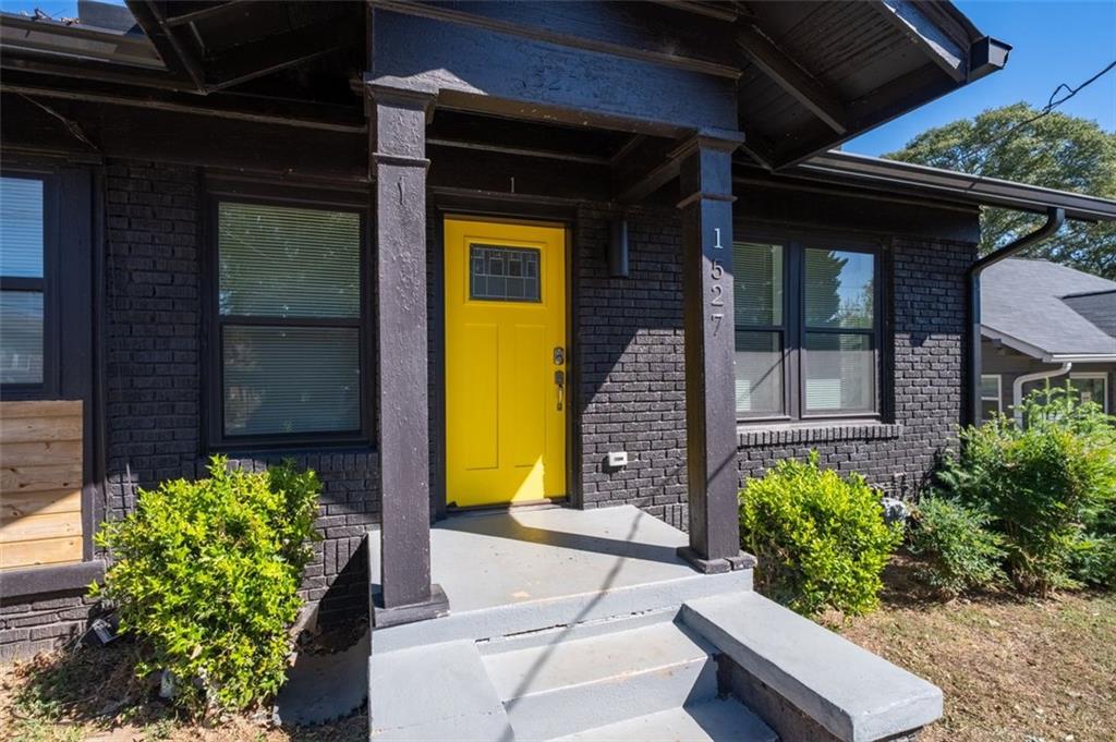 1527 OLYMPIAN Way SW