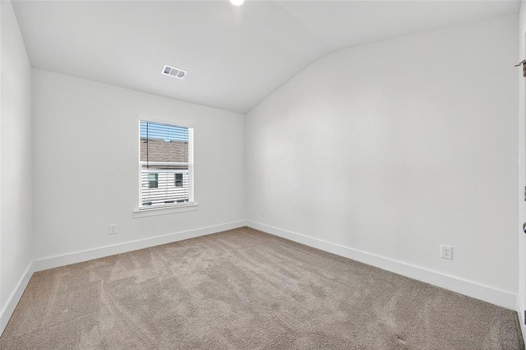 114 AUBURN VALLEY Way