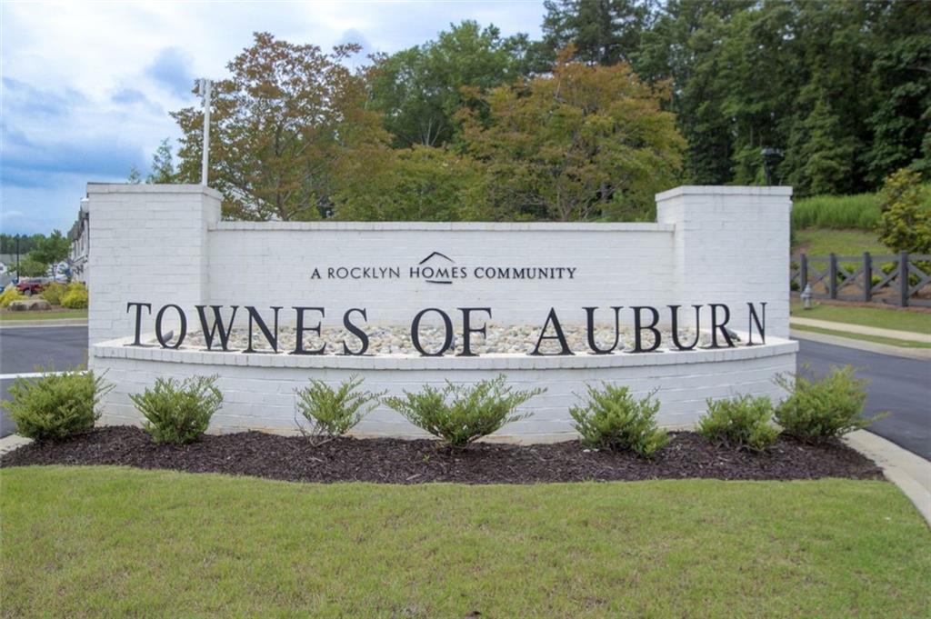 114 AUBURN VALLEY Way