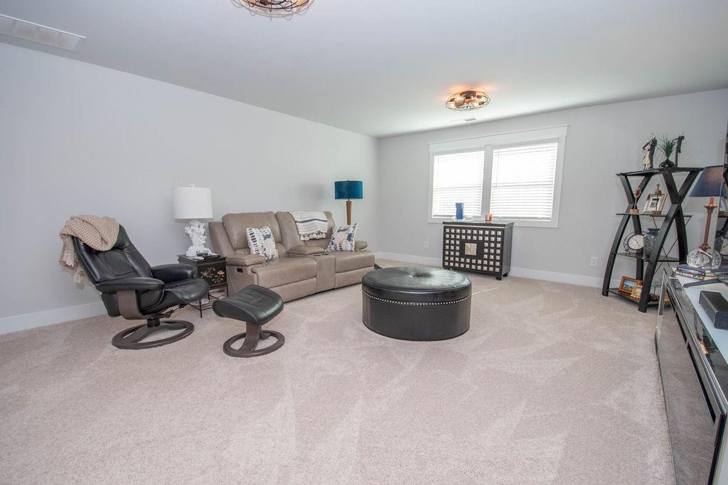 449 Saddleridge Trail