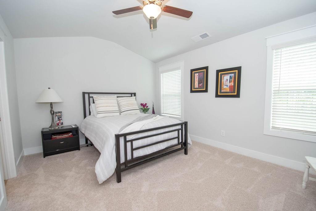 449 Saddleridge Trail