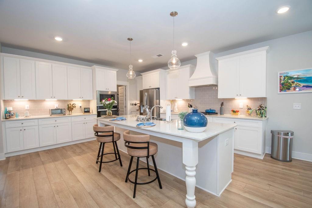 449 Saddleridge Trail