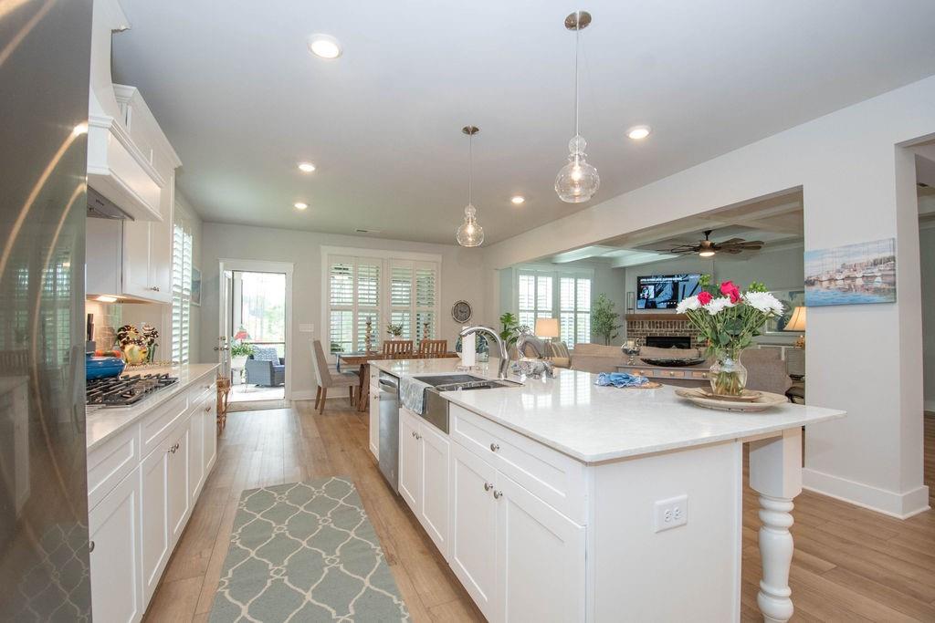 449 Saddleridge Trail